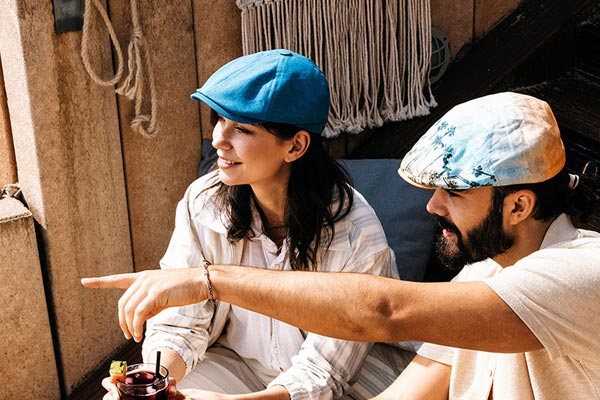 El arte de llevar gorra